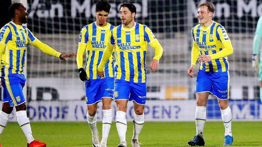 的足球迷为 的足球迷为