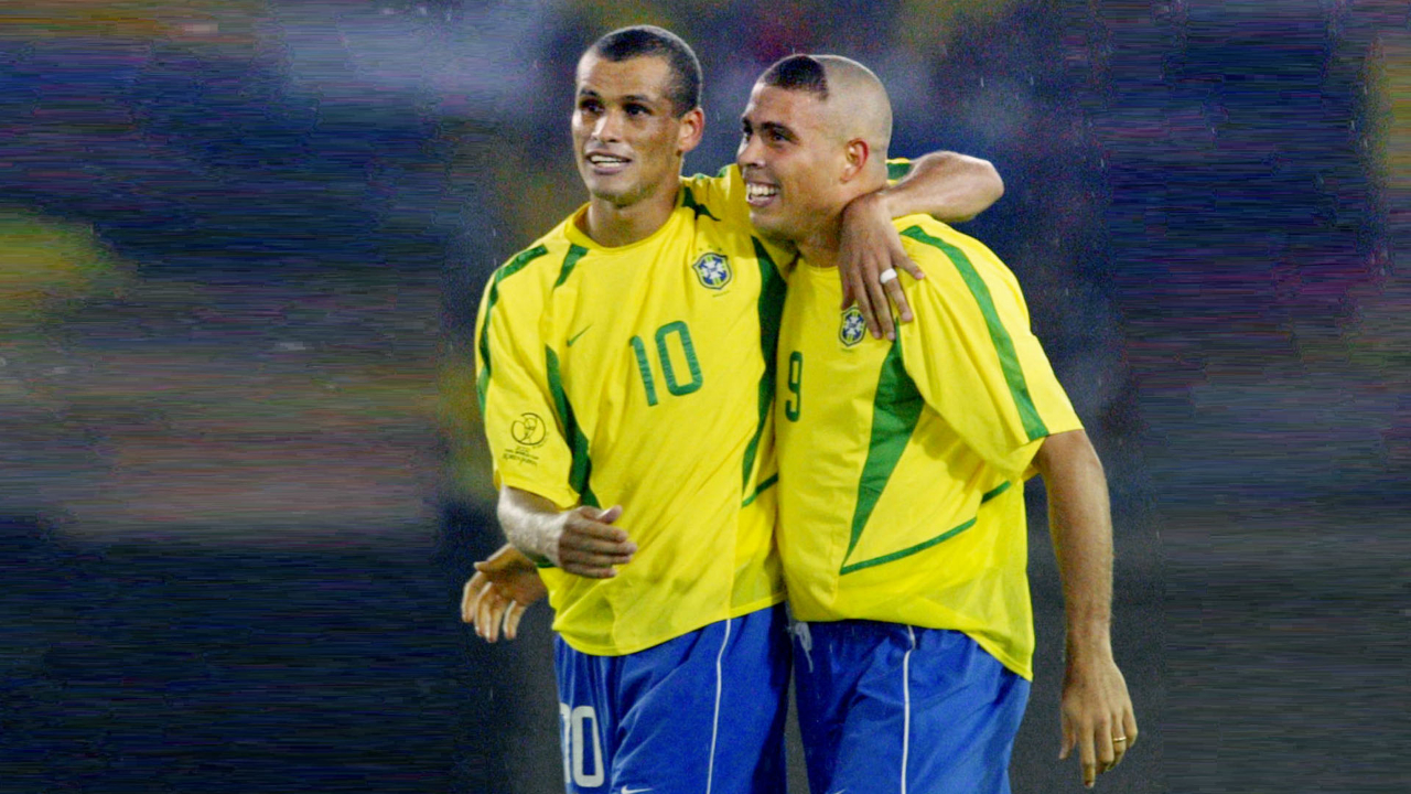 费用约为 费用约为