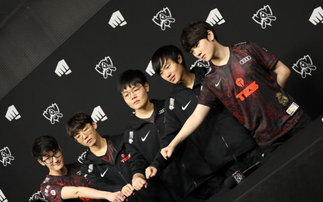 表现和巅峰 表现和巅峰