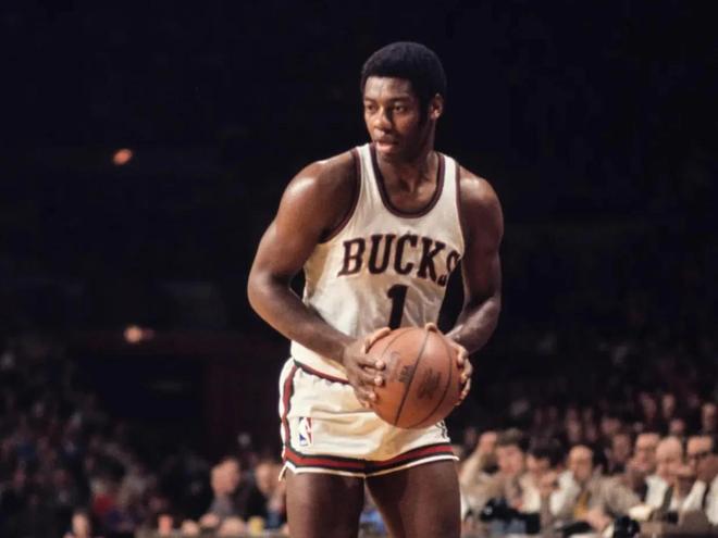 在关键比赛 在关键比赛