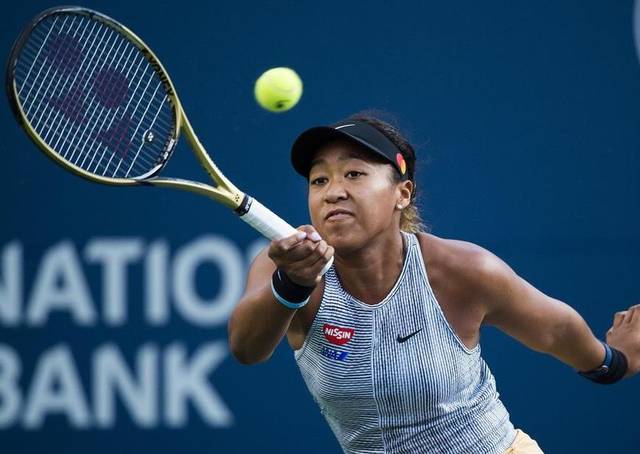 从中场传球 从中场传球