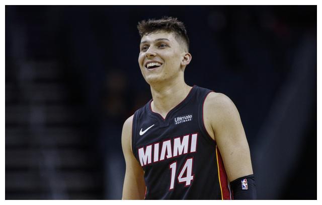 新加坡队在 新加坡队在