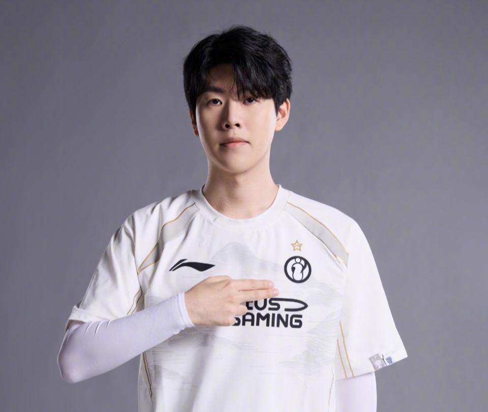 年轻阵容在 年轻阵容在